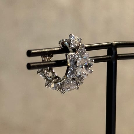 2504EC020 /  Star stone Ear Cuff（Silver）