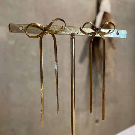 2508PR0796 / Chain Ribbon pierce（Gold）