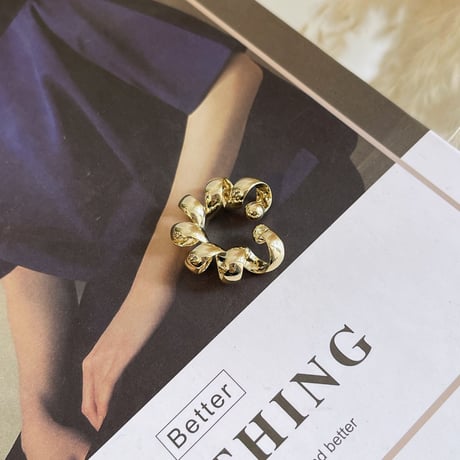 23SSEC002 / Spiral Ear Cuff（Gold）