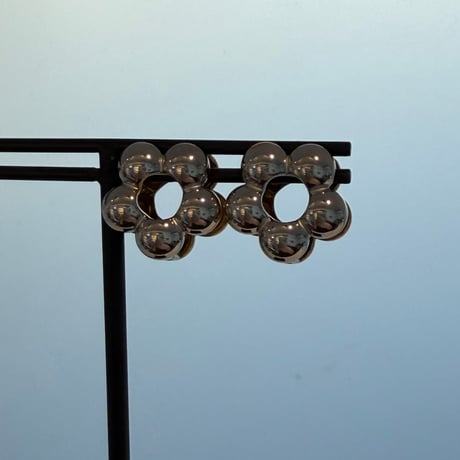 2604PR0843 / Bi-color flower pierce（Silver/Gold）
