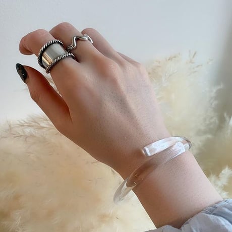 Transparent Acrylic Bangle（Clear）/ 2106-BR060
