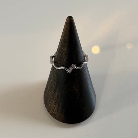2603RG0752 / Stone wave ring（Silver）