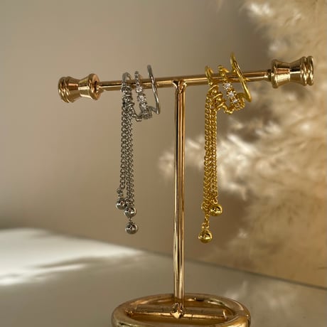 2402EC002 / Layer chain stone line Ear Cuff（Gold）