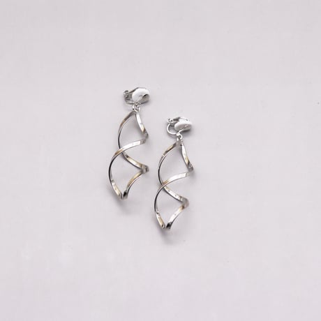 Metal twist Wrap Clip Earrings（Silver） /  2112_ER096