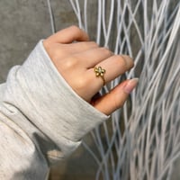 2604RG0777 / Mini Pearl flower motif ring（Gold）