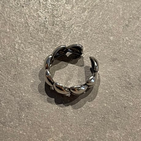 2406RG0479 / Heart motif line ring（Silver)