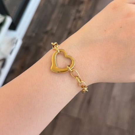 2606BR0141 / Heart motif chain Bracelet（Gold）