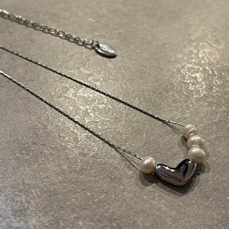 2506NC0343 / Heart pearl slide Necklace（Silver）