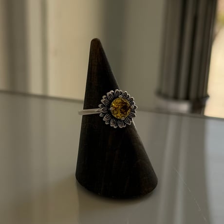 2604RG0756 / Flower motif stone ring（Silver）