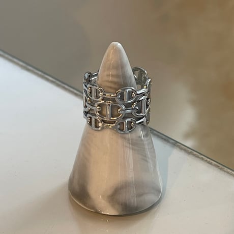 2312RG0373 / Mantel connect design ring（Silver）