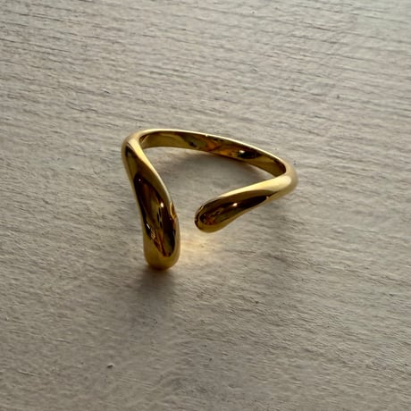 2605RG0799 / Asymmetry drop ring（Gold）