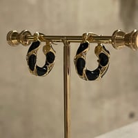 2511PR0828 / Stone color hoop Pierce（Black）