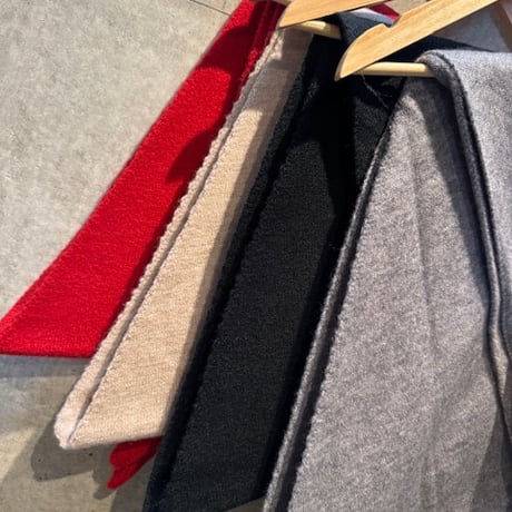 2509GS042(S)/Knit Triangle Stall(Red)