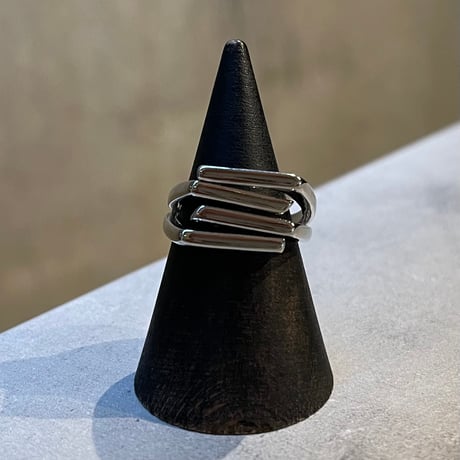 2505RG0631 / Layered bar design ring（Silver）