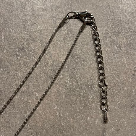 2412NC0277 / Drop charm snake chain Necklace（Silver）