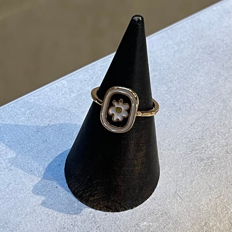 2505RG0623 / Flower draw design ring（Gold）