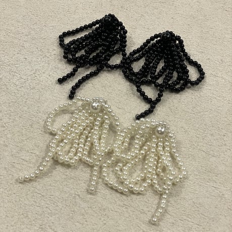 2405PR0709 / shower motif bees pierce （Pearl）