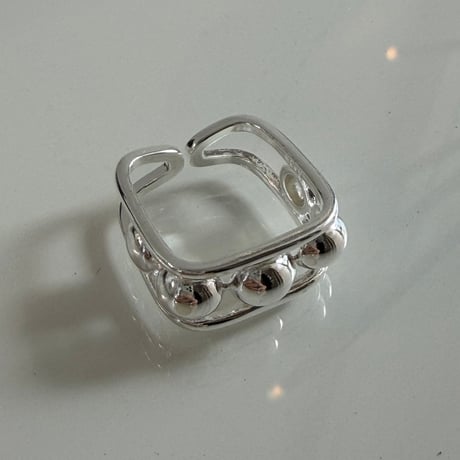 2604RG0771 / Square ball ring（Silver）