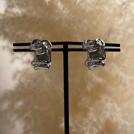 2403PR0665 / Twist metal irregular Pierce（Silver）
