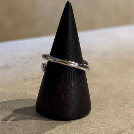 2503RG0592 / Flat  cross point ring（Silver）