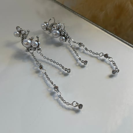 2404EC011 / Wave pearl double Ear Cuff（Silver）