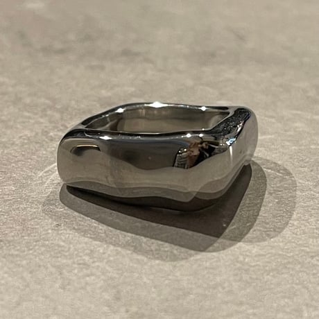 2501RG0575 / Square design ring（Silver）