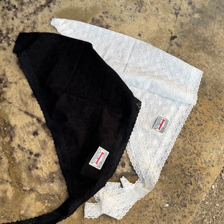 2621GS064(S)/ large triangle scarf（Black）