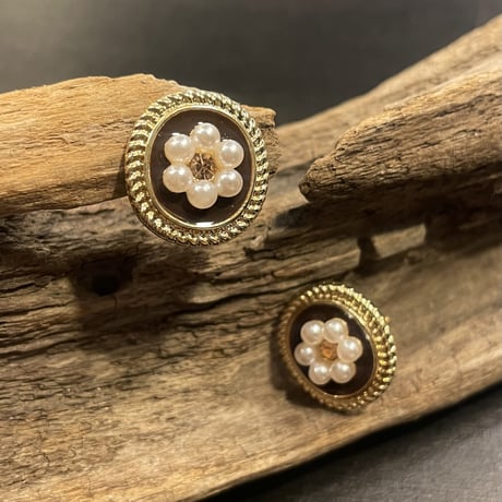 Pearl Flower Button Earring（Gold/Pearl）／2212_ER0127