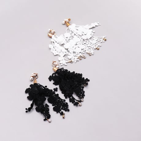 Hanging  Tassel  Flower Lace Earrings（Black） /  2112_ER091