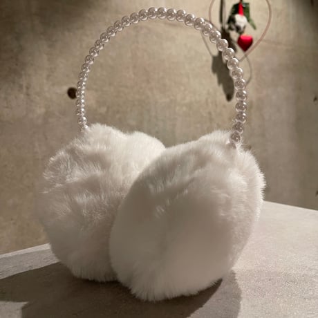 2412GS030(S)/ Pearl band fur ear muffler（White）