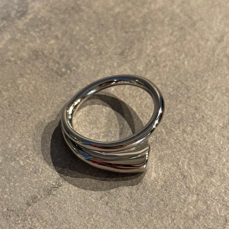 2503RG0592 / Flat  cross point ring（Silver）