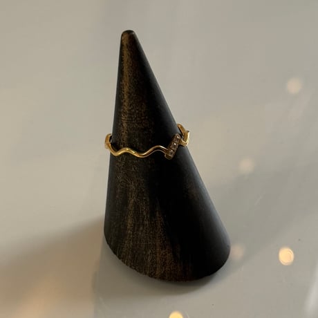 2603RG0752 / Stone wave ring（Gold）