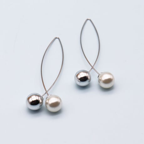 Metal Cross Pearl Pierce （Gold）  / 2106-PR0157