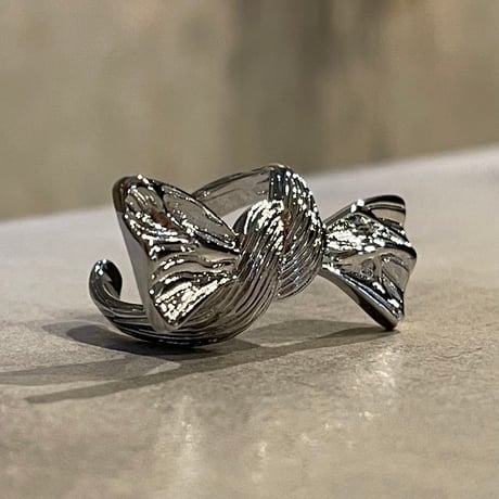 2505RG0624 / Knot ribbon design ring（Silver）