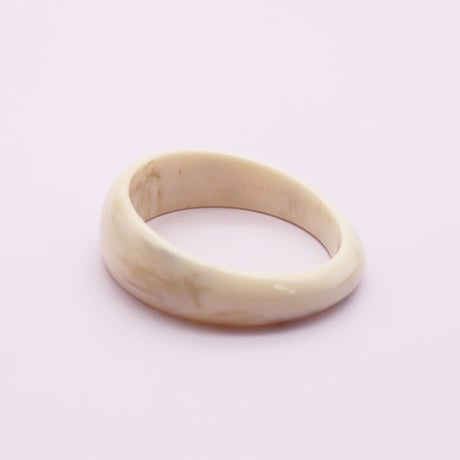 Acrylic  Bangle（Milky white）/ 2106-BR068
