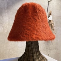 23AWHW002 / Tulip shaggy fur hat（Dark orange）