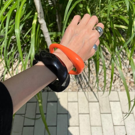Acrylic henkei Bangle（ORANGE）/ 2106-BR067