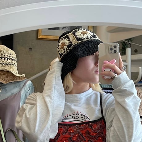 2406HW0038(S)/ Flower crochet Hat（Black）