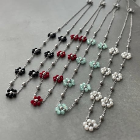 2603NC0380 / Beads Flower Necklace（Silver/ Red）