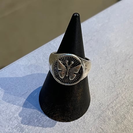 2503RG0584 / Antique butterfly motif ring（Silver）