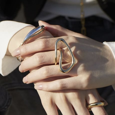 【Nothing And Others/ナッシングアンドアザーズ】Nuance line triangle Ring（Gold） / C42210044