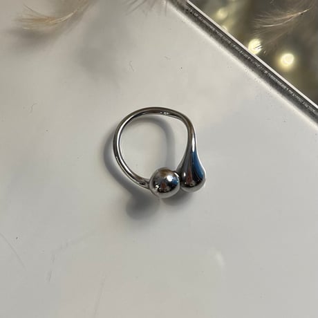 2403RG0424 / Plump drop twist ring（Silver）