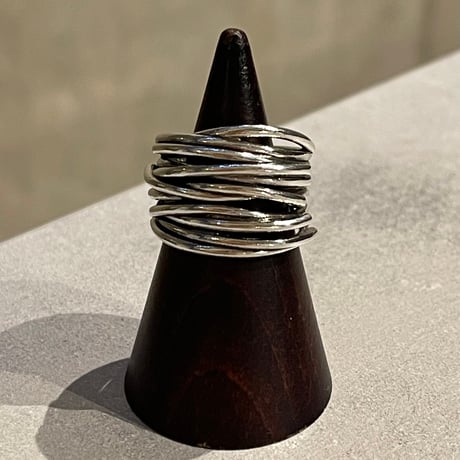 2410RG0533 / Irregular layered line ring（Silver）