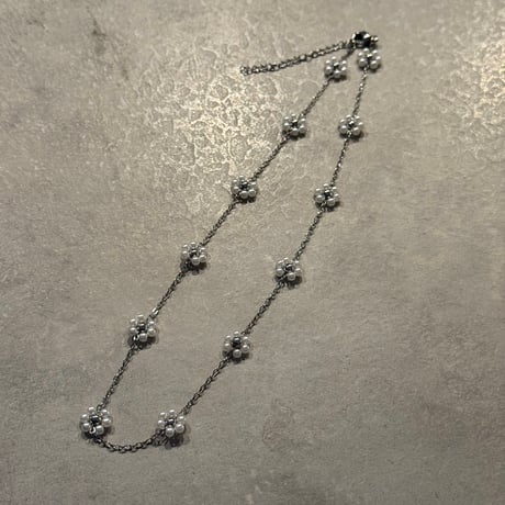 2507NC0347/  Beads Flower Necklace（silver）