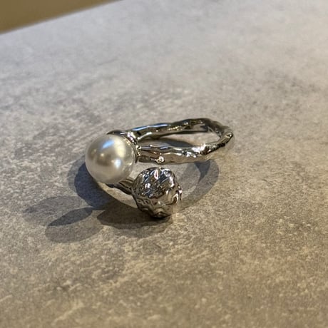 2410RG0524 / ball pearl cross ring（Silver）