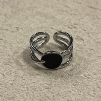 2404RG0462 / Black point layer line ring（Silver）