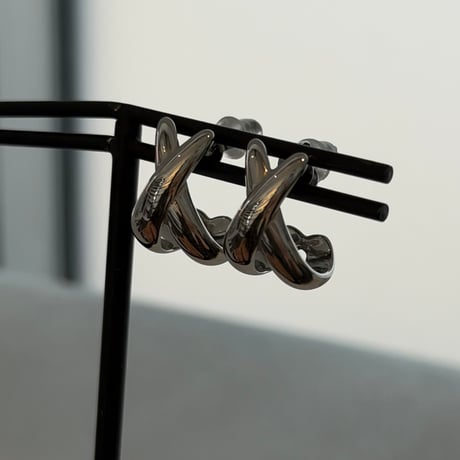 2604PR0845 / Round cross pierce（Silver）