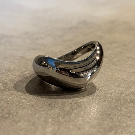 2412RG0551 / volume  curve ring（Silver）