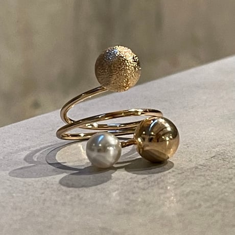 2501RG0564 / Pearl opening metal ball ring（Gold）