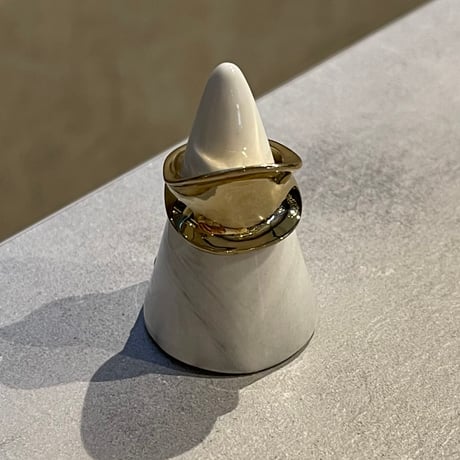 2403RG0429 / Square curve ring（Gold）